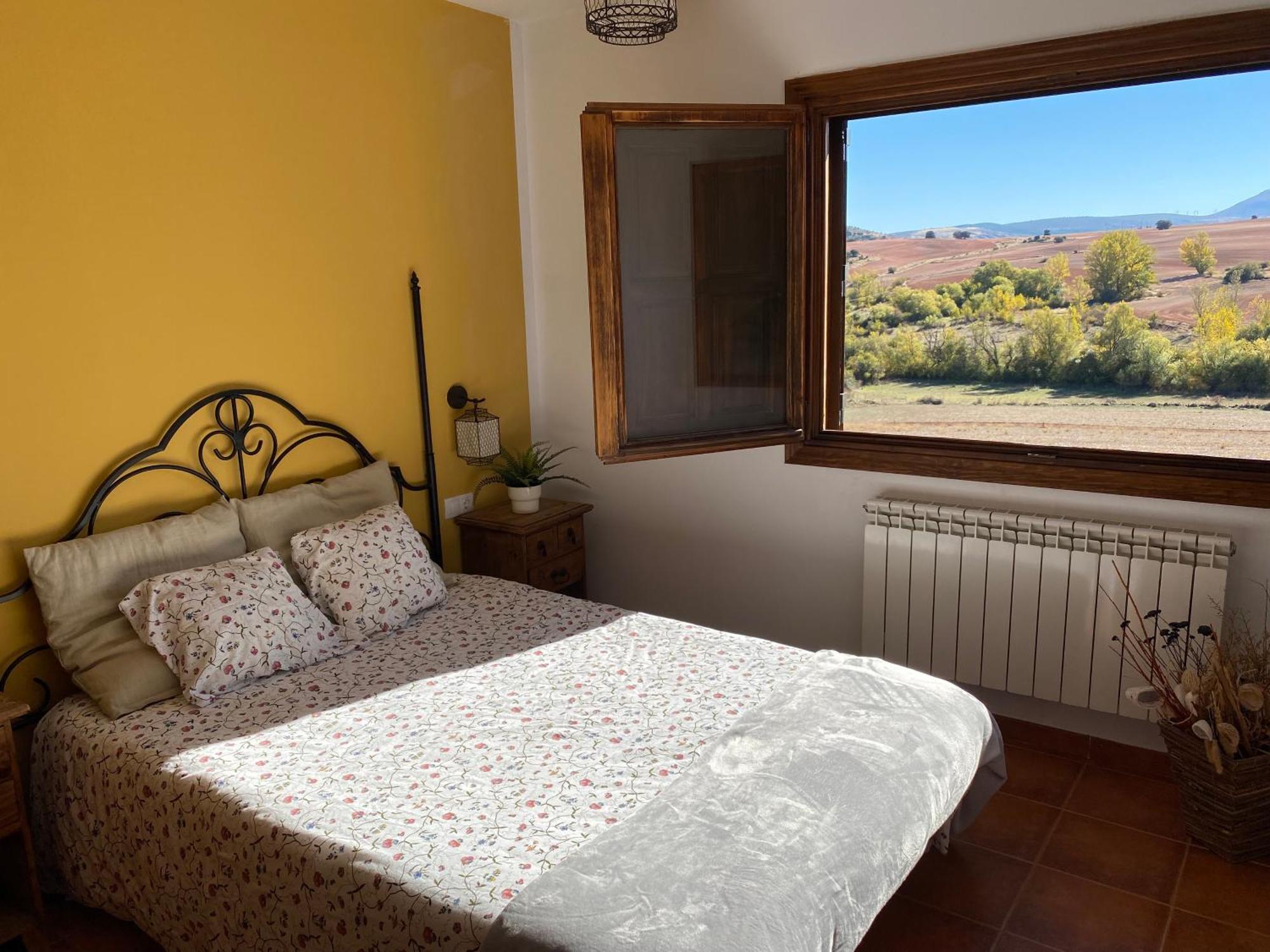 Tres Navios En El Mar Casa Rural De 10 Habitaciones Con Bano Individual Precios Web Montejo de Tiermes Exteriér fotografie